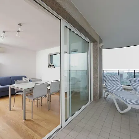 Skyresidence 公寓 *